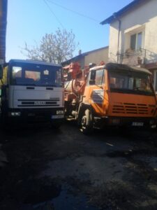 Автомобили за отпушване и почистване на канали